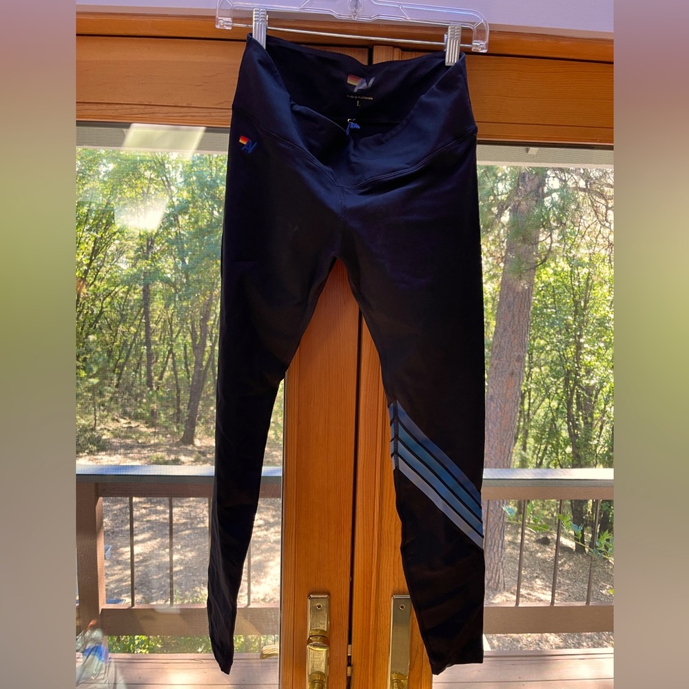 Aviator Nation Chevron Leggings Large